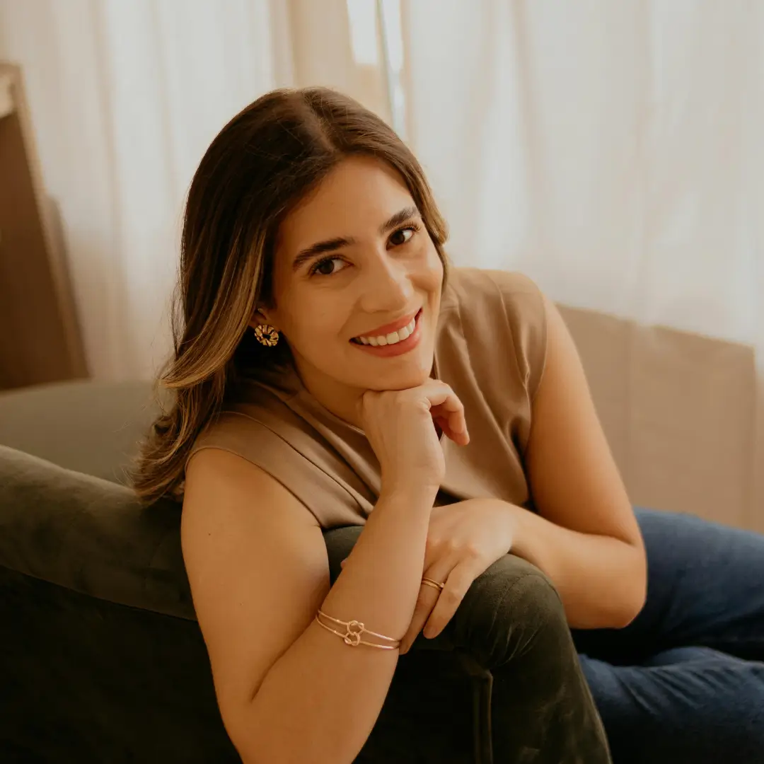 veronica-taylor-food-blogger-slow-cooking-portrait